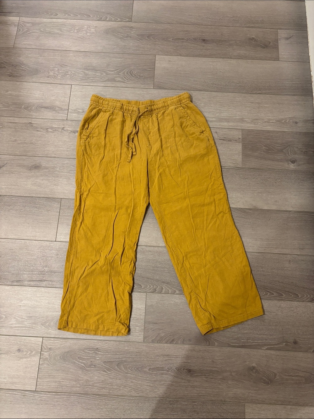 Good condition Old Navy Elastic-Waist linen blend pants